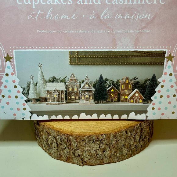 NEW Christmas Cupcakes & Cashmere LED Light Up Gingerbread Village Houses - Picture 4 of 4